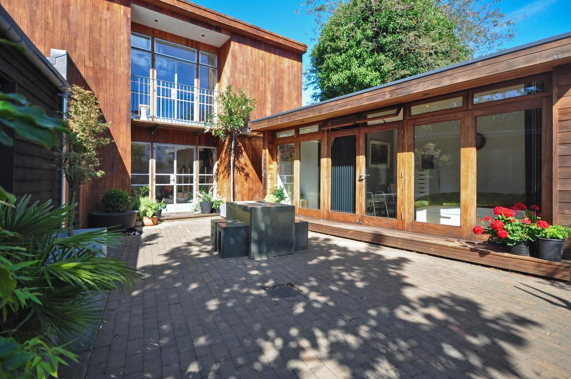 Cedar House Canterbury Exteriör bild